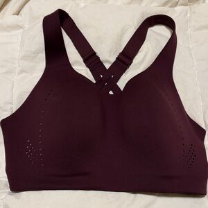 Lululemon Women's Burgundy Sports Bra; NWT